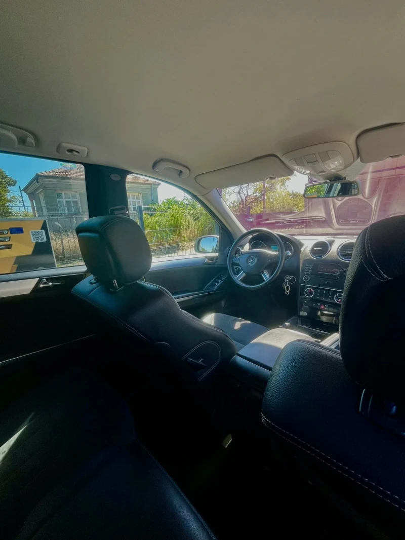 Mercedes-Benz ML 320, снимка 9 - Автомобили и джипове - 52617694