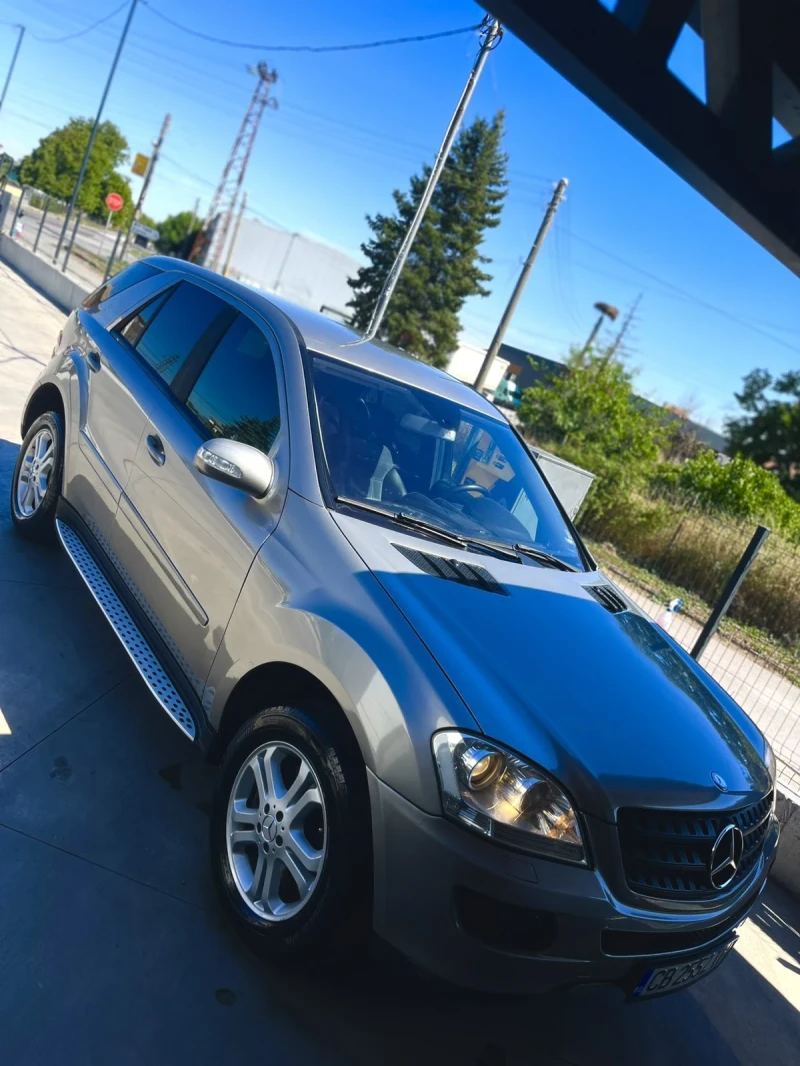 Mercedes-Benz ML 320, снимка 7 - Автомобили и джипове - 52617694