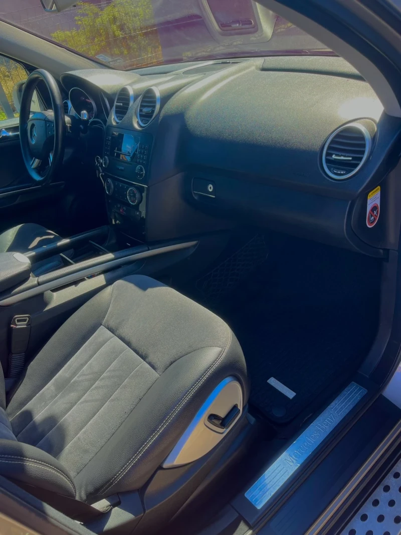 Mercedes-Benz ML 320, снимка 8 - Автомобили и джипове - 52617694