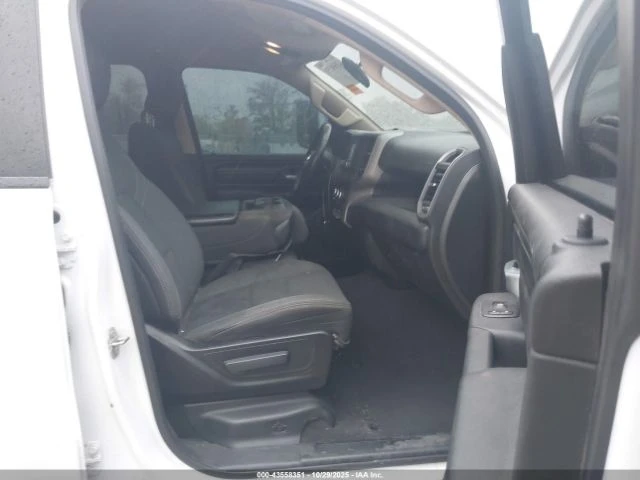 Dodge RAM 1500 TRADESMAN/* АВТОКРЕДИТИРАНЕ/AWD - изображение 5