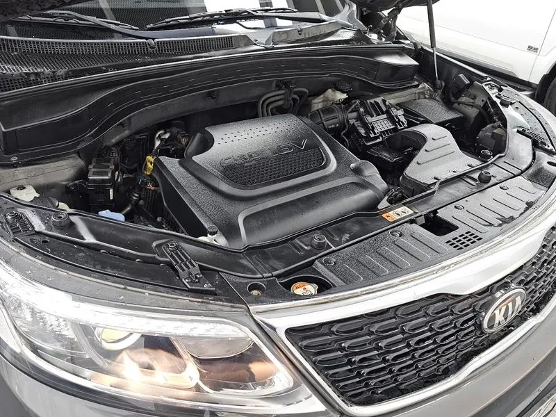 Kia Sorento 2.0 2WD, снимка 6 - Автомобили и джипове - 54264125