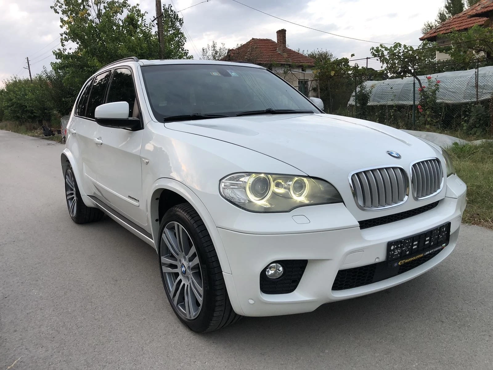 BMW X5 4.0D;:M-Paket:;УНИКАТ:;ТОП СЪСТОЯНИЕ;:ВАКУМ;: - изображение 2