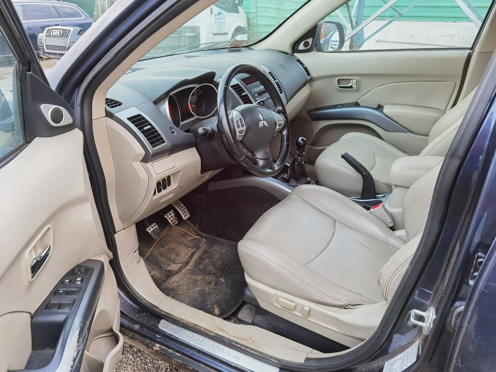 Mitsubishi Outlander 2.2 DID 6+ 1 - изображение 7