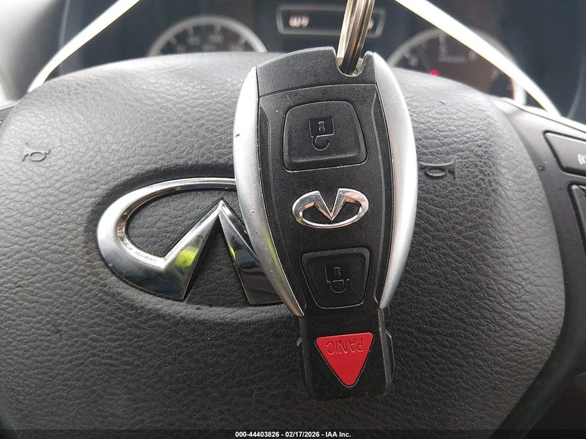 Infiniti QX30 2.0l Sport, снимка 11 - Автомобили и джипове - 54141686