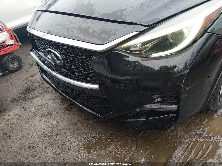 Infiniti QX30 2.0l Sport, снимка 6 - Автомобили и джипове - 54141686