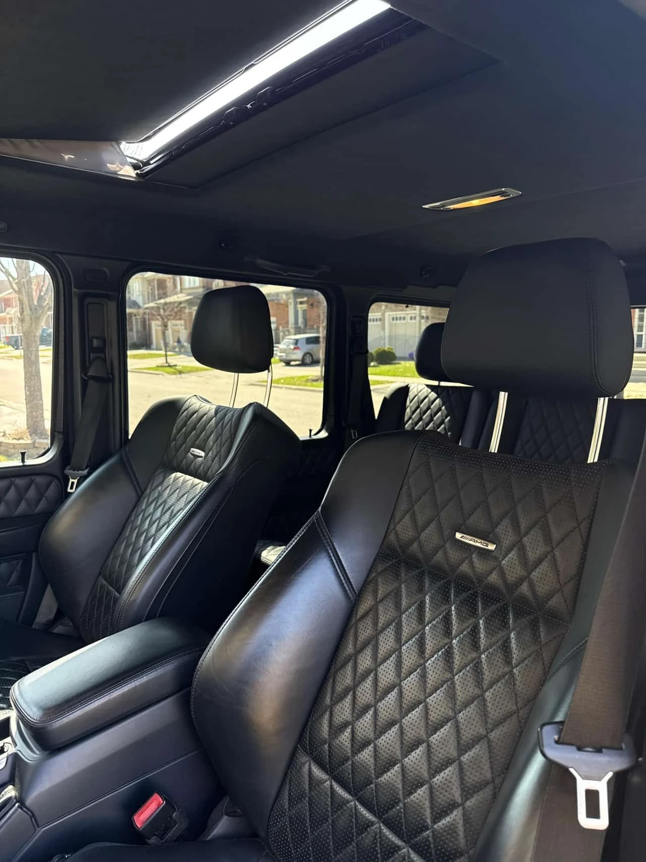 Mercedes-Benz G * AMG 63 * PANO* KEYLESS* ПОДГРЕВ* , снимка 10 - Автомобили и джипове - 54159533