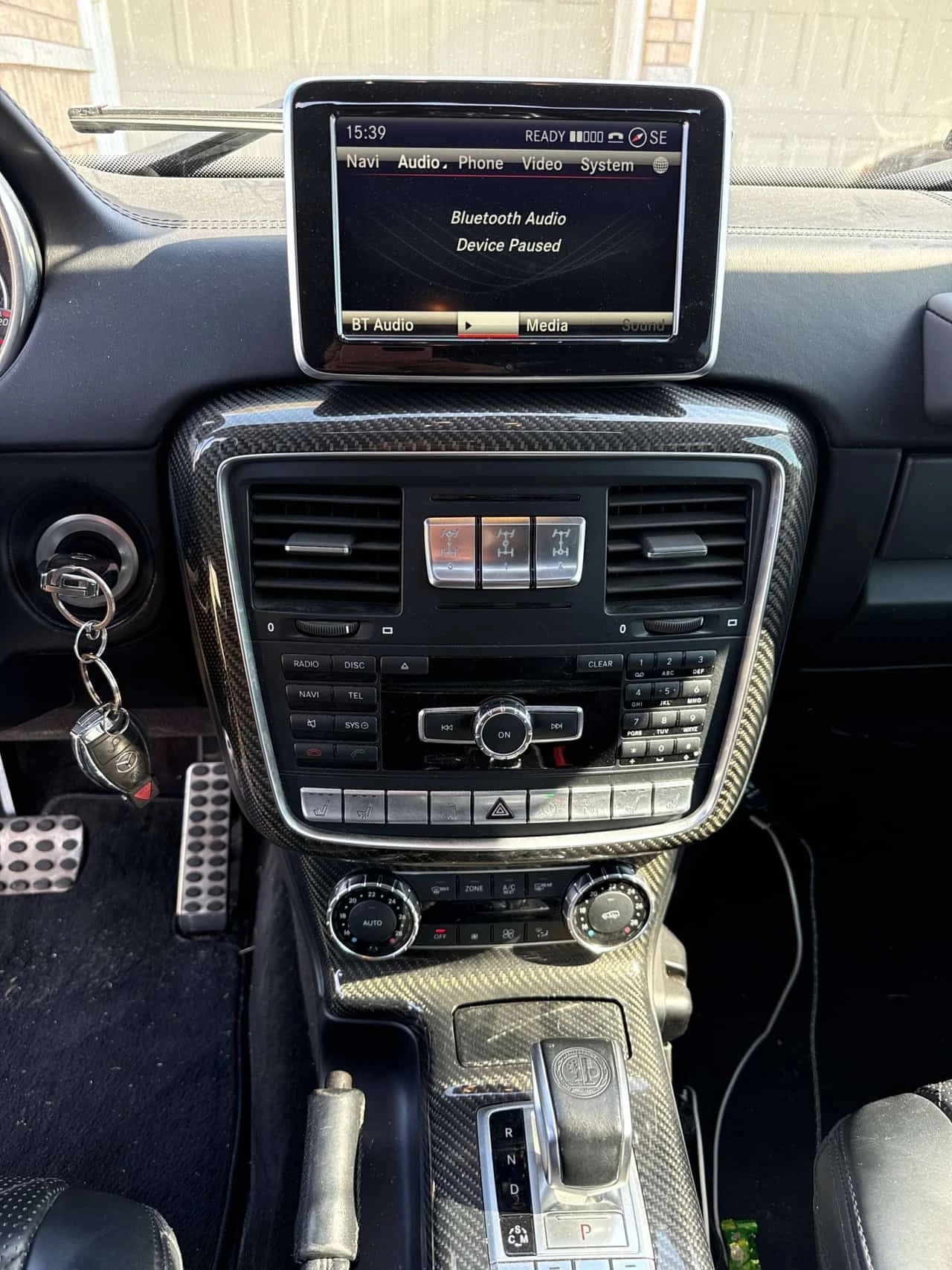 Mercedes-Benz G * AMG 63 * PANO* KEYLESS* ПОДГРЕВ* , снимка 9 - Автомобили и джипове - 54159533