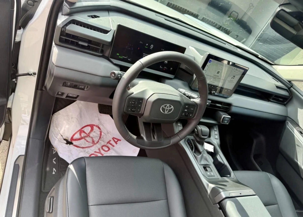 Toyota Rav4 HYBRID XLE * PREMIUM * AWD * НОВА * , снимка 6 - Автомобили и джипове - 54197272