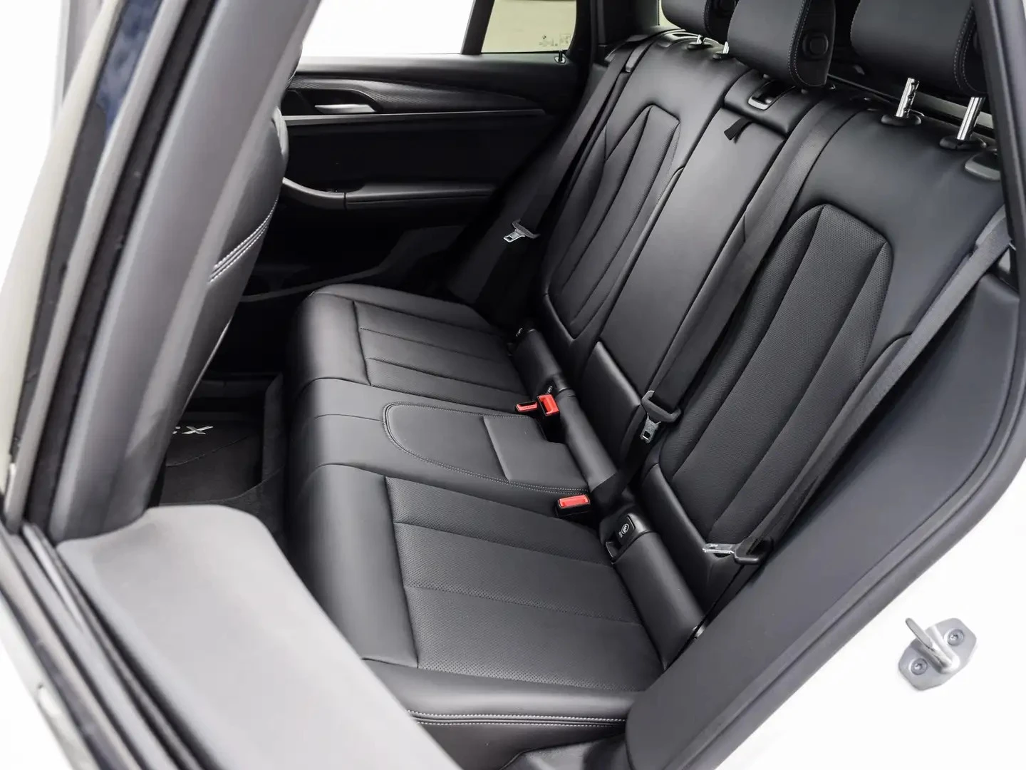 BMW X3 xDrive30i M Sport ЦЕНА ДО БЪЛГАРИЯ АВТОКРЕДИТ, снимка 11 - Автомобили и джипове - 55529684