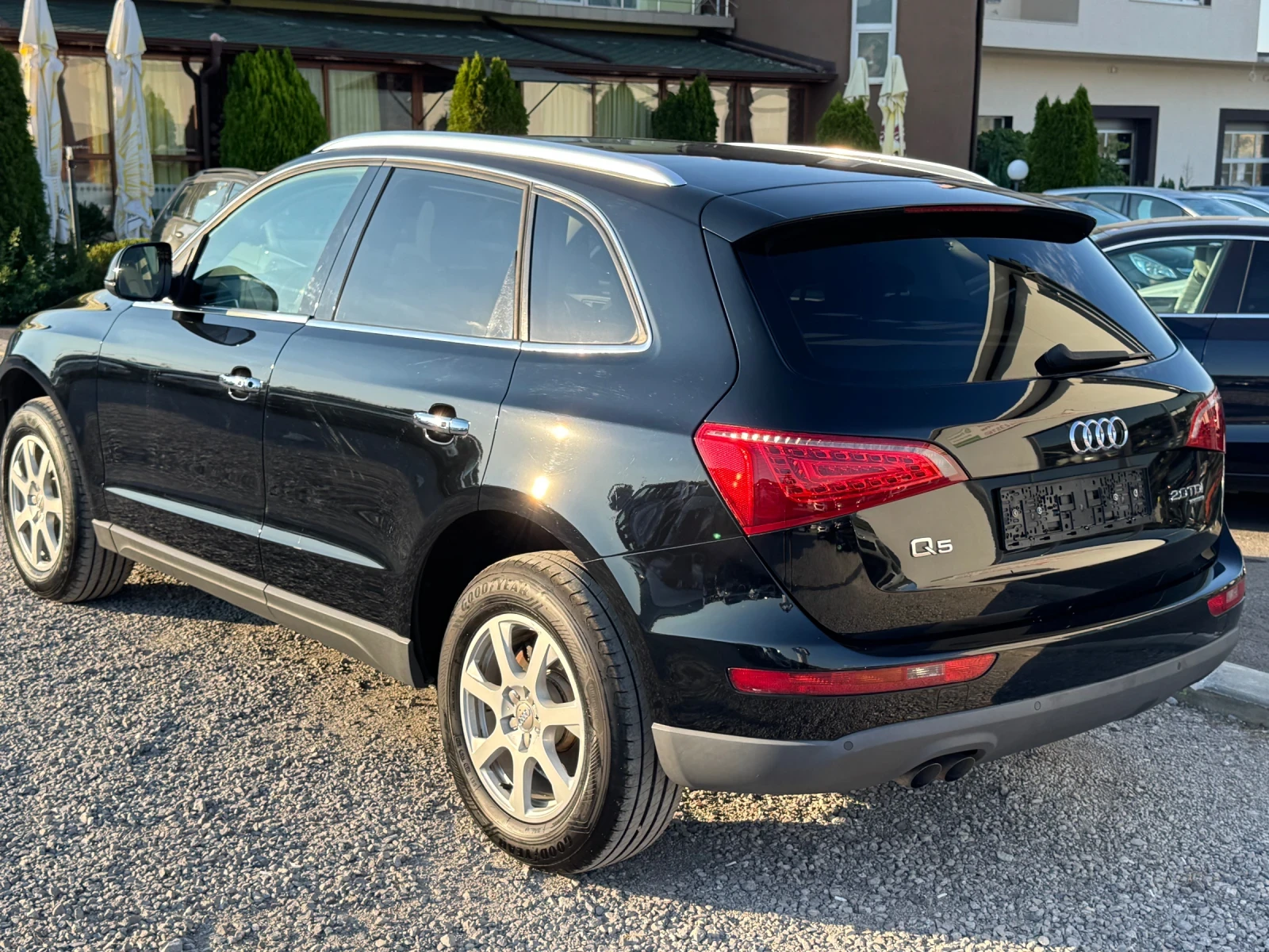 Audi Q5 2.0TDI TOP TOP, снимка 4 - Автомобили и джипове - 55533521