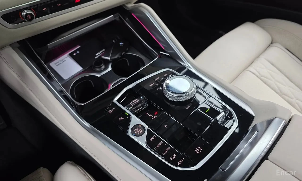 BMW X6 xDrive40d| M-ПAKET| HUD| HAR/KAR| 360| ОБДУX, снимка 9 - Автомобили и джипове - 55884401