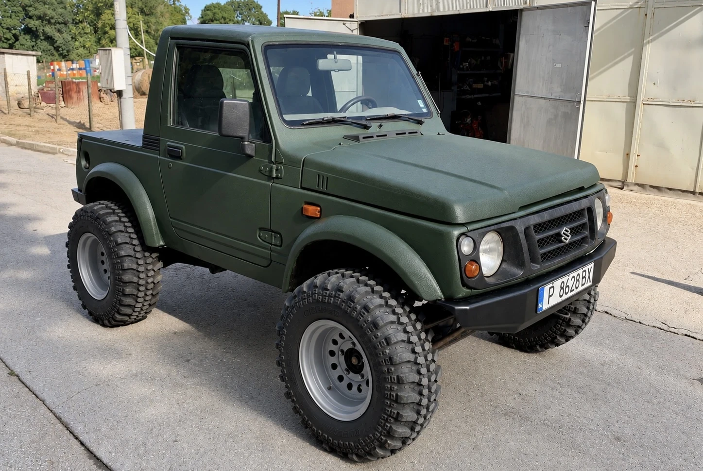 Suzuki Samurai 1.6 100кс, снимка 2 - Автомобили и джипове - 56289473