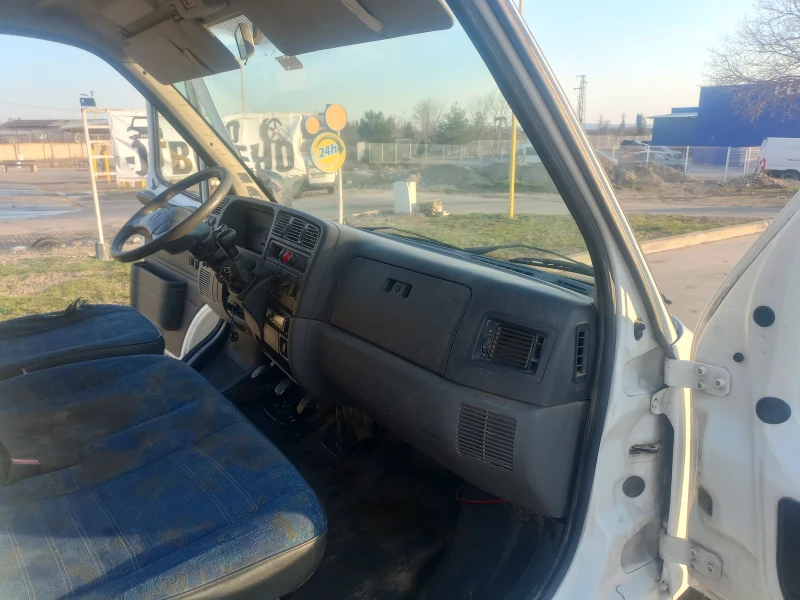 Peugeot Boxer 2.5 tdi, снимка 15 - Бусове и автобуси - 49441399