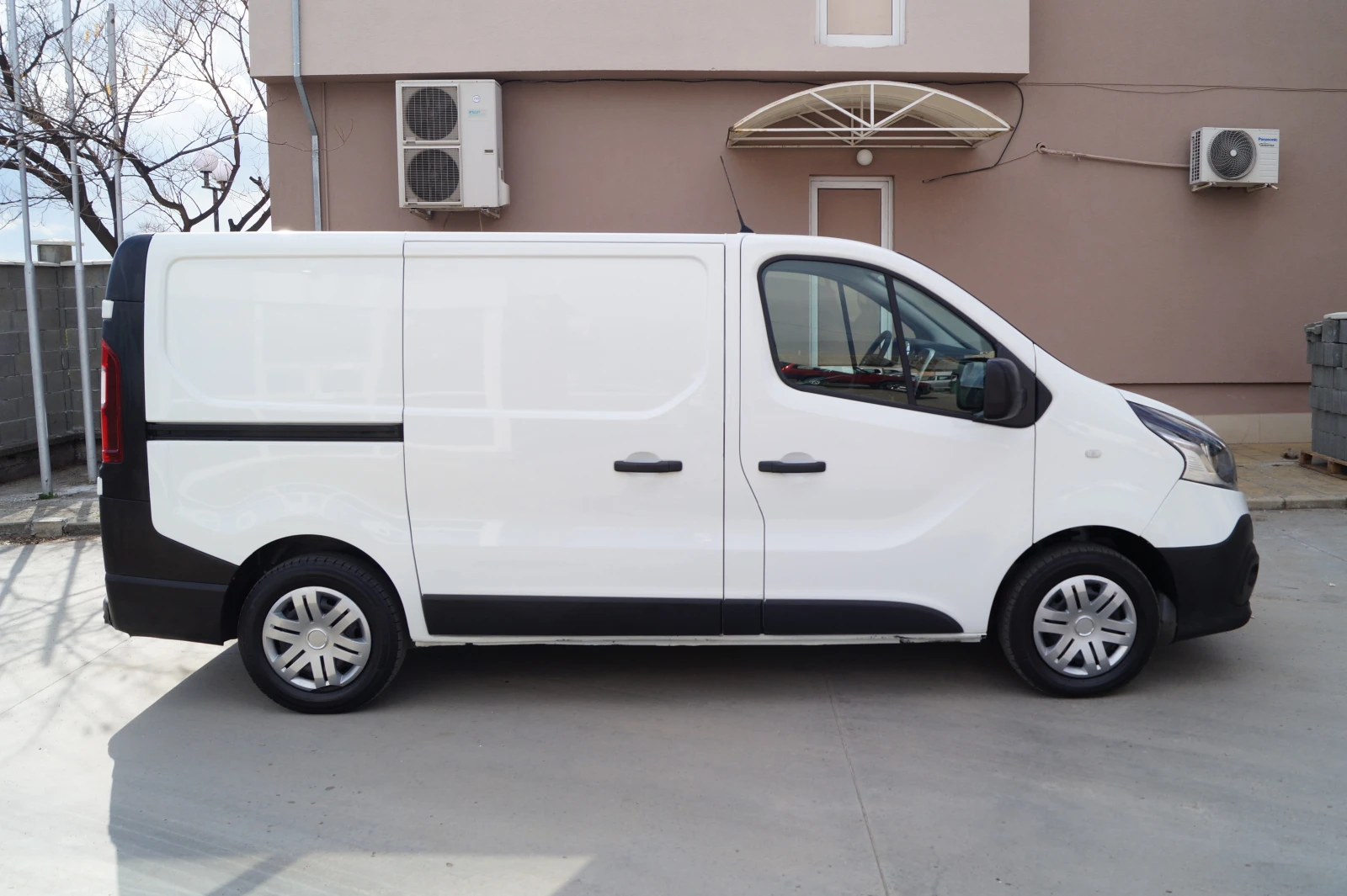 Renault Trafic 1.6d 122к.с. - изображение 4