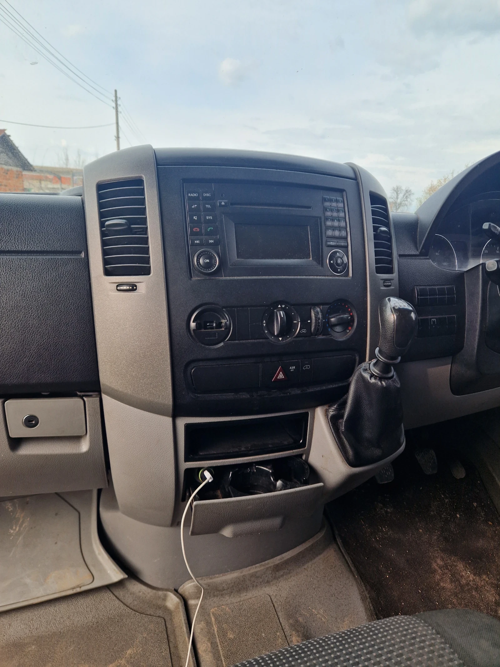 Mercedes-Benz 313 Падащ борд , снимка 6 - Бусове и автобуси - 55103546