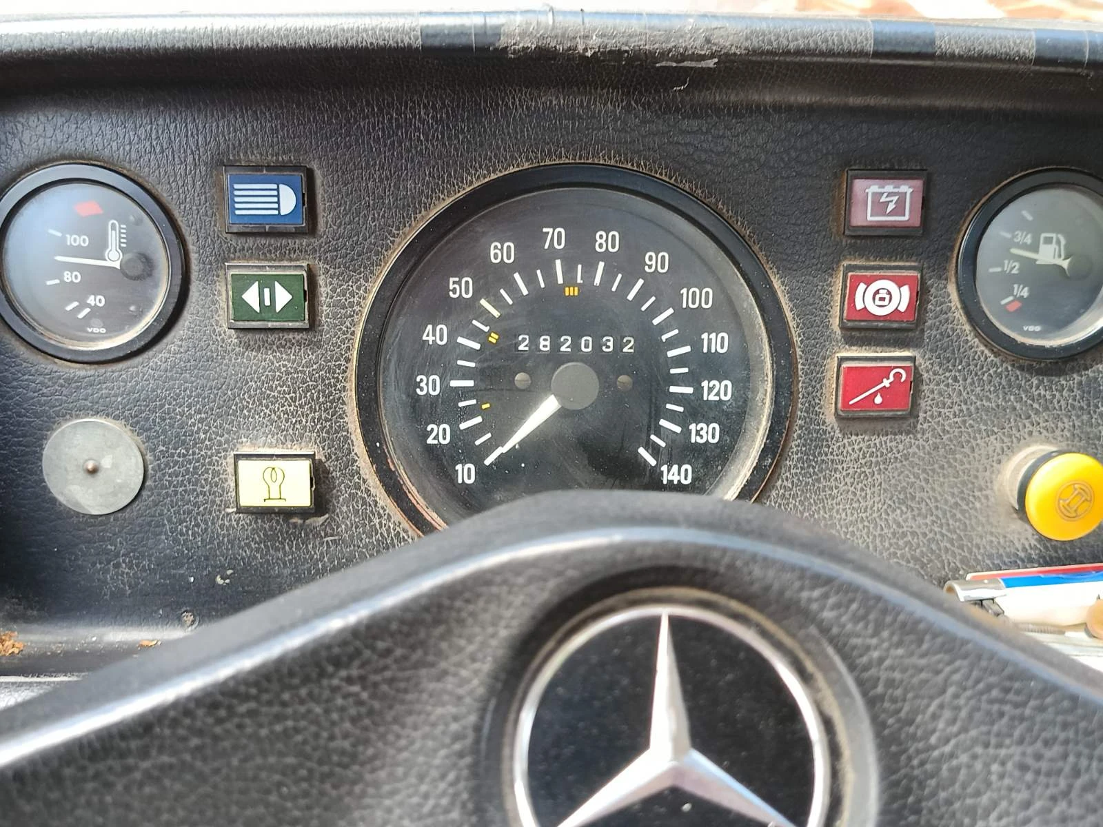 Mercedes-Benz 207  - изображение 6