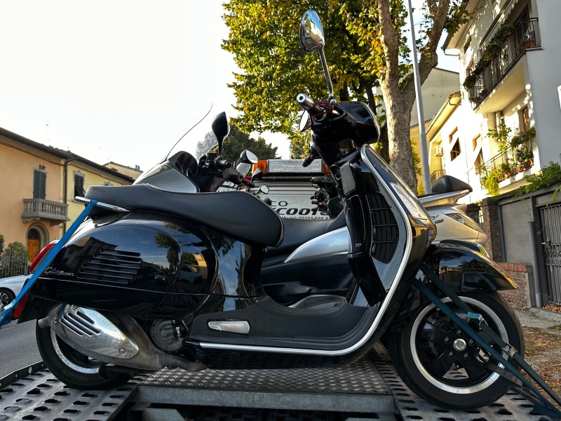 Vespa GTS 300ie ABS/ASR, LED 09.2018г., снимка 17 - Мотоциклети и мототехника - 42552225