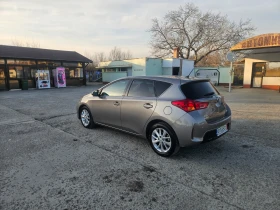 Toyota Auris Автомат 95000km, снимка 4
