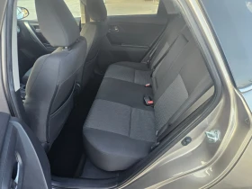 Toyota Auris Автомат 95000km, снимка 16