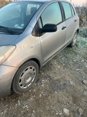 Toyota Yaris 13.3, снимка 2 — Bazar.bg Toyota Yaris 13.3, снимка 2