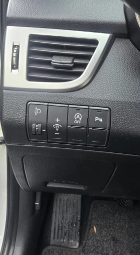 Hyundai I30 1.6 CRDI VERTEX , снимка 7