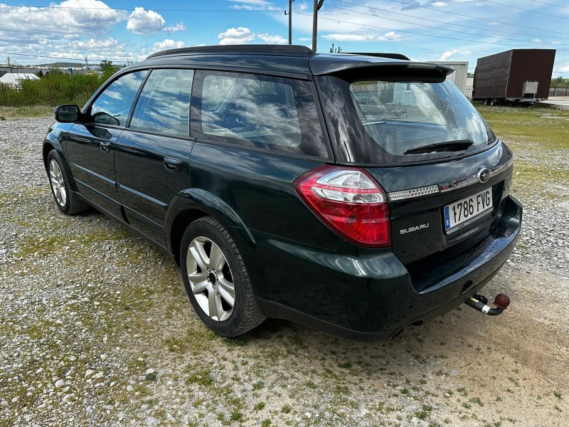 Subaru Outback 2.5 Кожа Испания, снимка 8 - Автомобили и джипове - 45113531