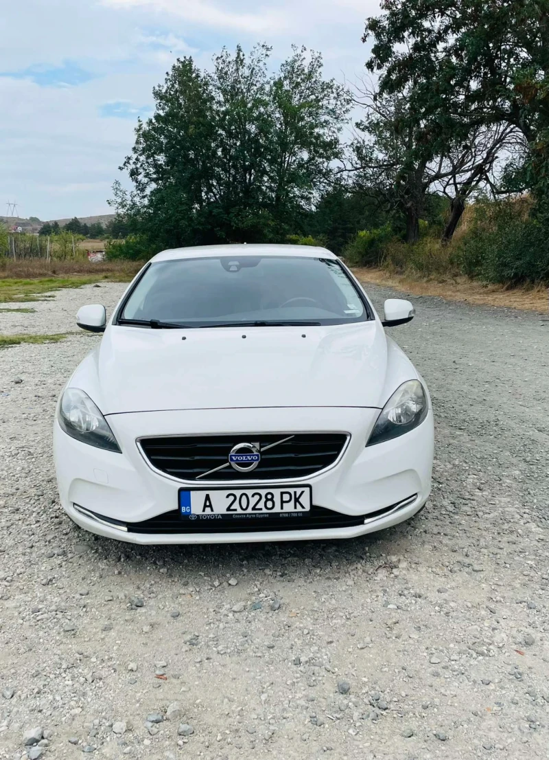 Volvo V40 1.6 D4, снимка 7 - Автомобили и джипове - 47093820