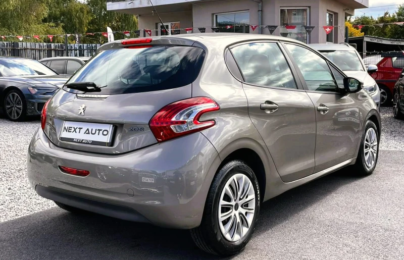 Peugeot 208 1.4i 95HP Бензин/Газ, снимка 5 - Автомобили и джипове - 47408082