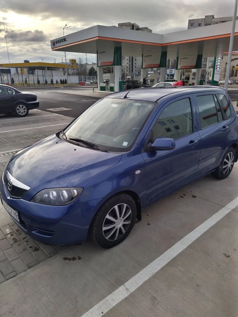 Mazda 2, снимка 9 - Автомобили и джипове - 47412339