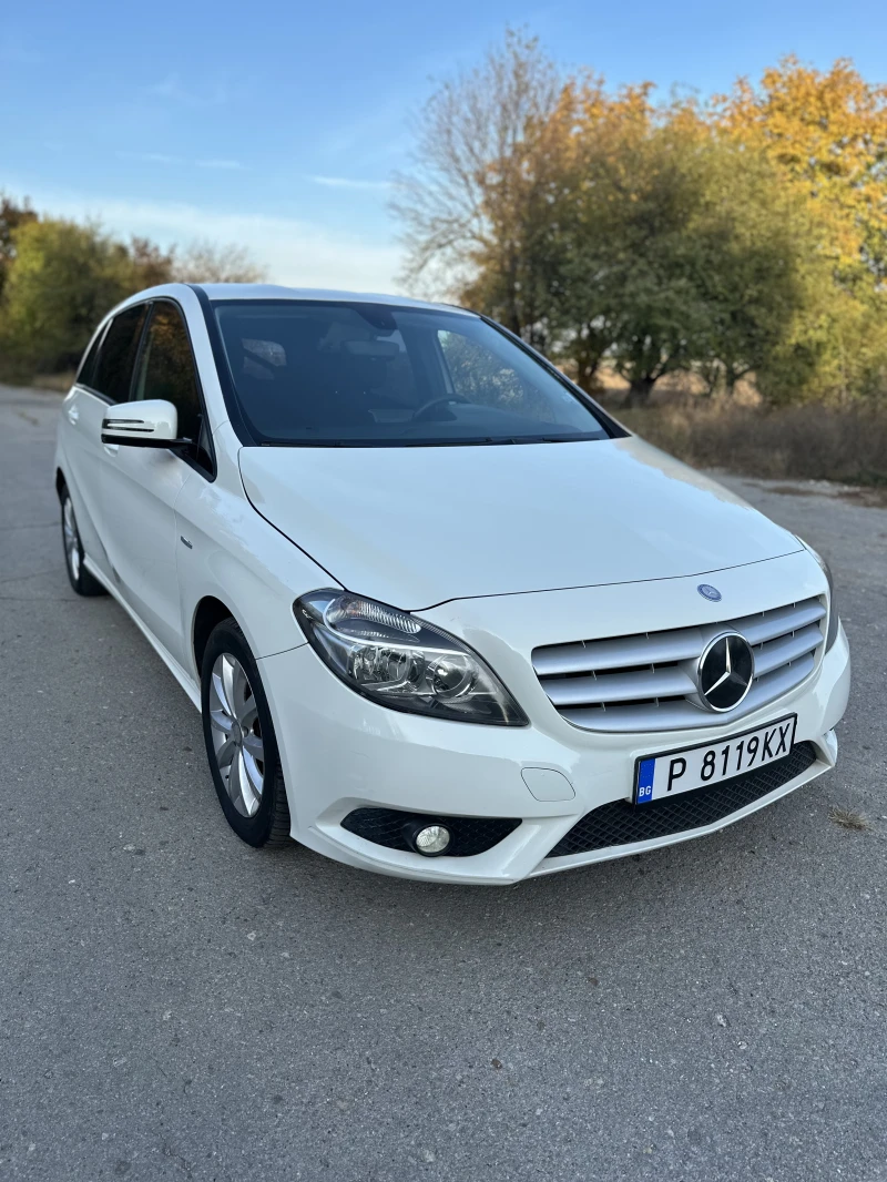 Mercedes-Benz B 180 CDI* NAVI* АВТОМАТ* , снимка 1 - Автомобили и джипове - 47878488