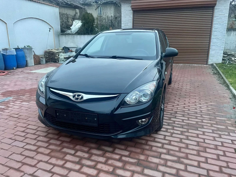 Hyundai I30 1.6 CRDI 16V, снимка 2 - Автомобили и джипове - 49421404