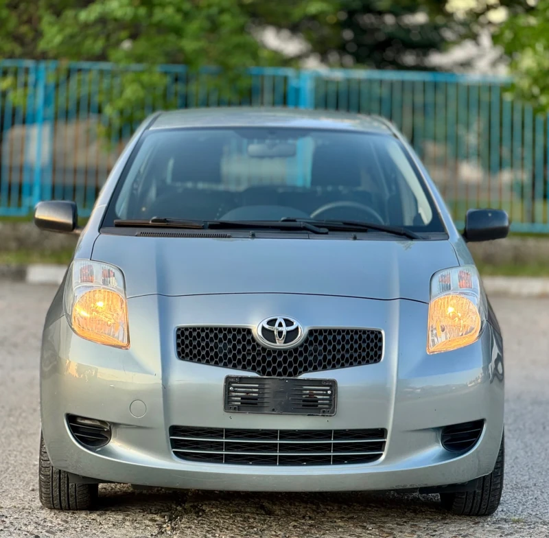 Toyota Yaris 1.0i~70hp~ITALY~КЛИМАТИК~130000км!, снимка 2 - Автомобили и джипове - 50617419