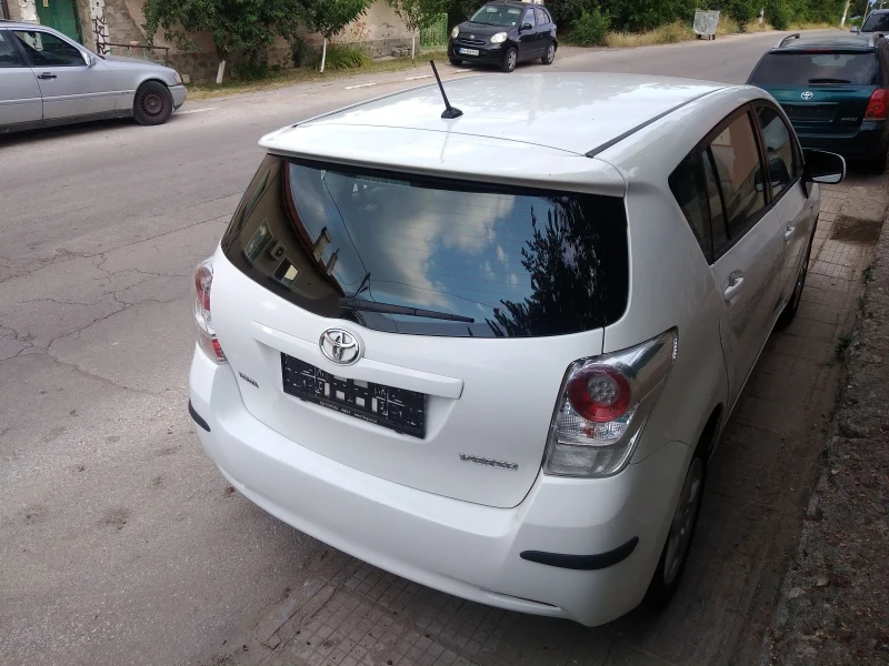 Toyota Verso 1.6i 132к.с. 6ск., снимка 5 - Автомобили и джипове - 50670927