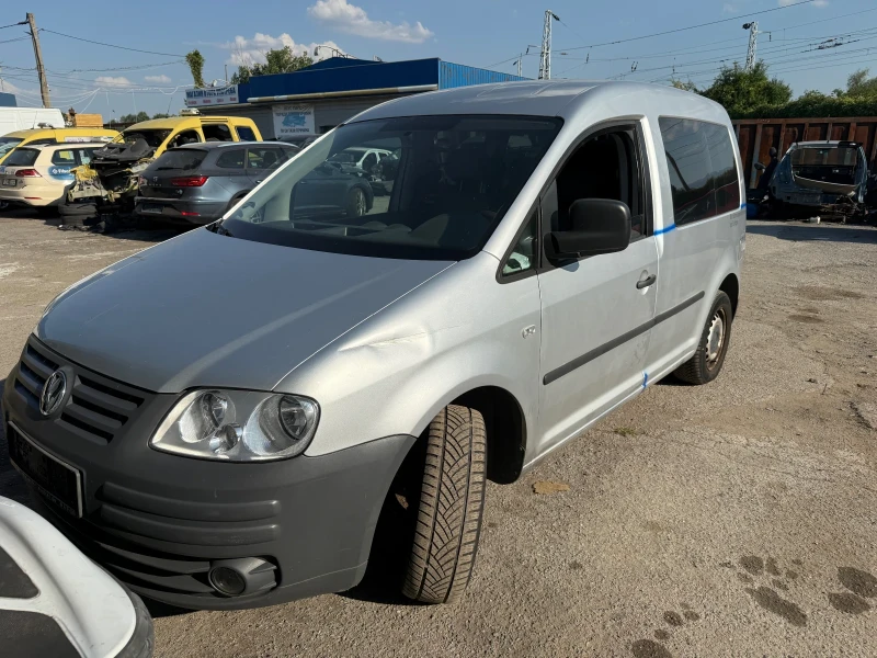 VW Caddy, снимка 2 - Автомобили и джипове - 51351077