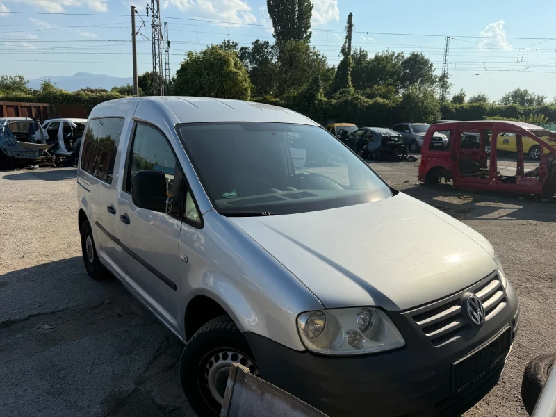 VW Caddy, снимка 6 - Автомобили и джипове - 51351077