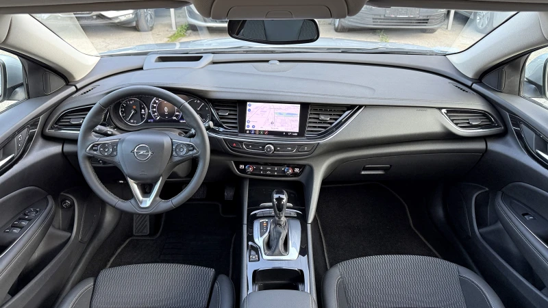 Opel Insignia 2.0d Automatic Facelift Full LED, снимка 7 - Автомобили и джипове - 52091802