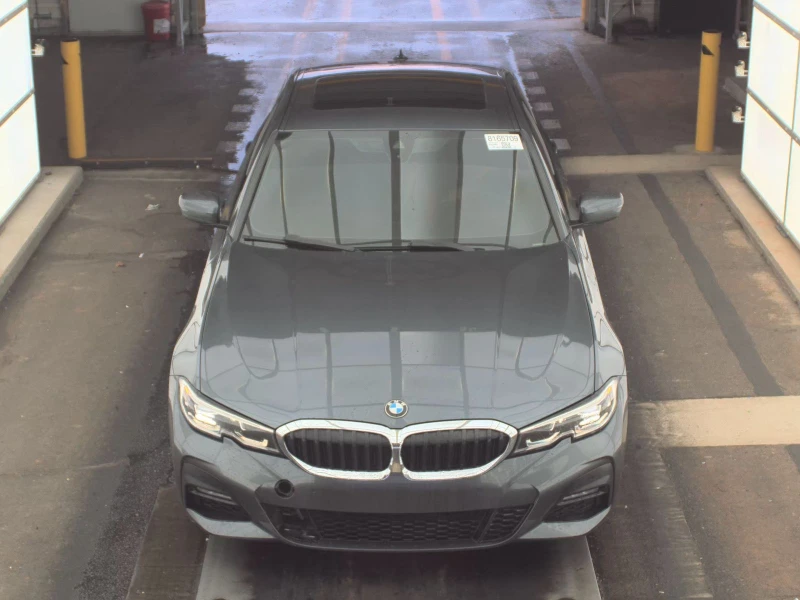 BMW 330 * M SPORT LINE* DIGITAL* PODGREV* PANO, снимка 3 - Автомобили и джипове - 52565595