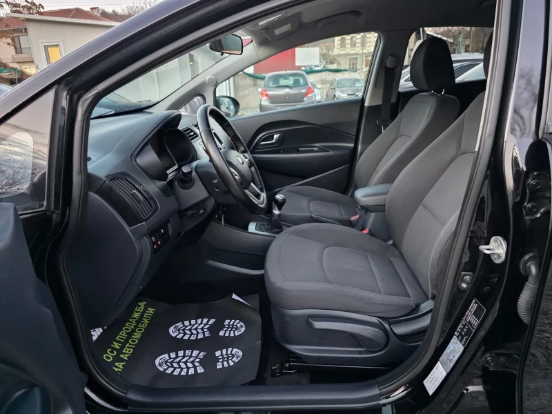 Kia Rio 1.25i 88K.C. / НАВИ / КЛИМАТИК / КАМЕРА, снимка 6 - Автомобили и джипове - 52646936