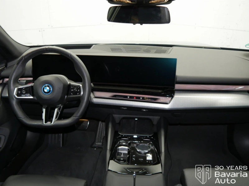 BMW i5 40 eDrive M Sport Paket, снимка 6 - Автомобили и джипове - 52833455