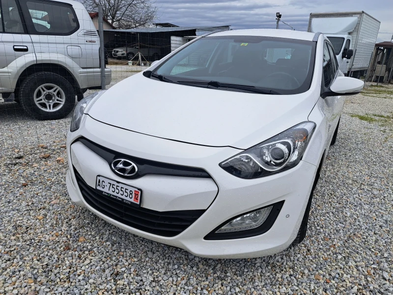 Hyundai I30 1.6 CRDI VERTEX , снимка 11 - Автомобили и джипове - 52878075