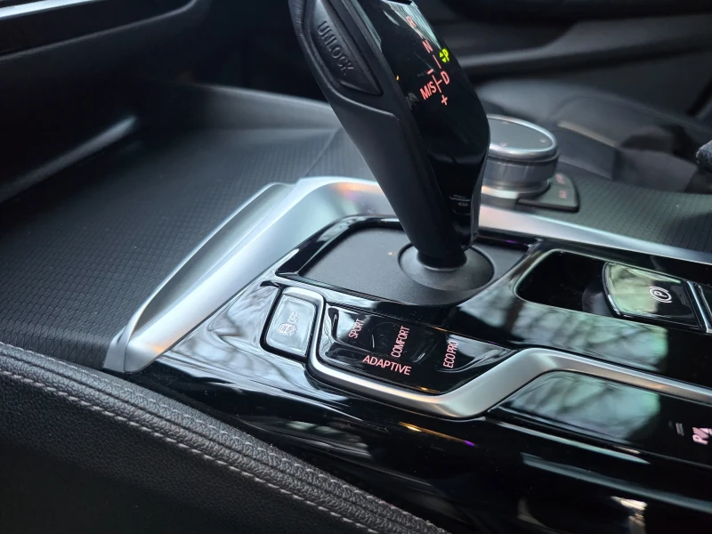 BMW 530, снимка 8 - Автомобили и джипове - 53157436