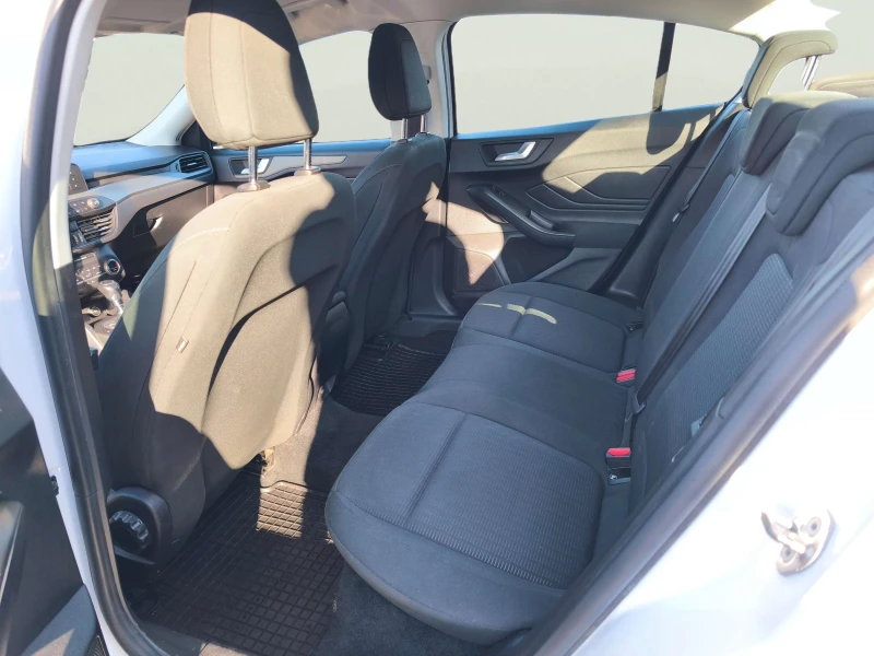 Ford Focus 1.0 EcoBoost, снимка 8 - Автомобили и джипове - 53255312