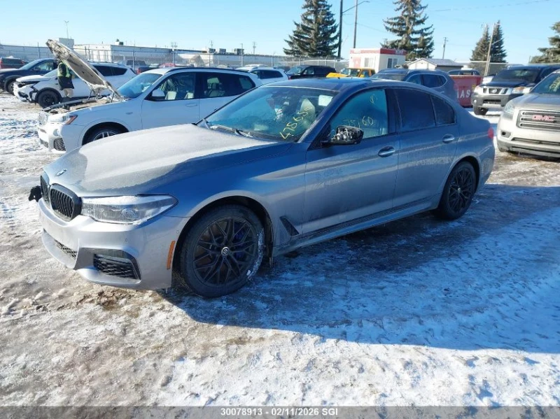 BMW 540 MPACK* ВАКУМ* AMBIENT* HEADUP* HARMAN, снимка 3 - Автомобили и джипове - 53454842