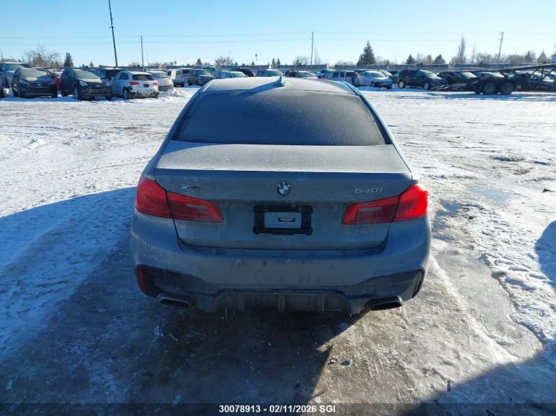 BMW 540 MPACK* ВАКУМ* AMBIENT* HEADUP* HARMAN, снимка 5 - Автомобили и джипове - 53454842