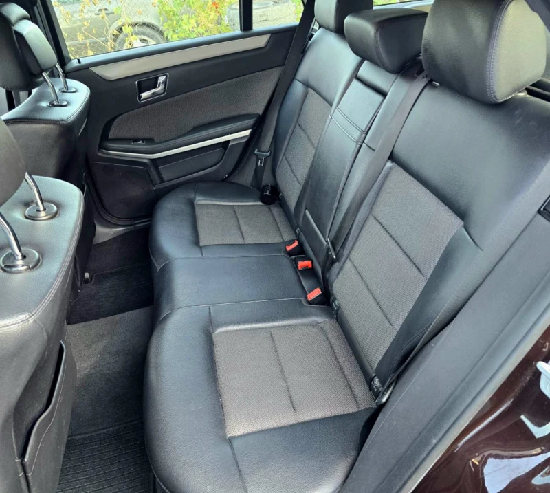 Mercedes-Benz E 250 УНИКАТ/AVANTGARDE/LED, снимка 14 - Автомобили и джипове - 53559298