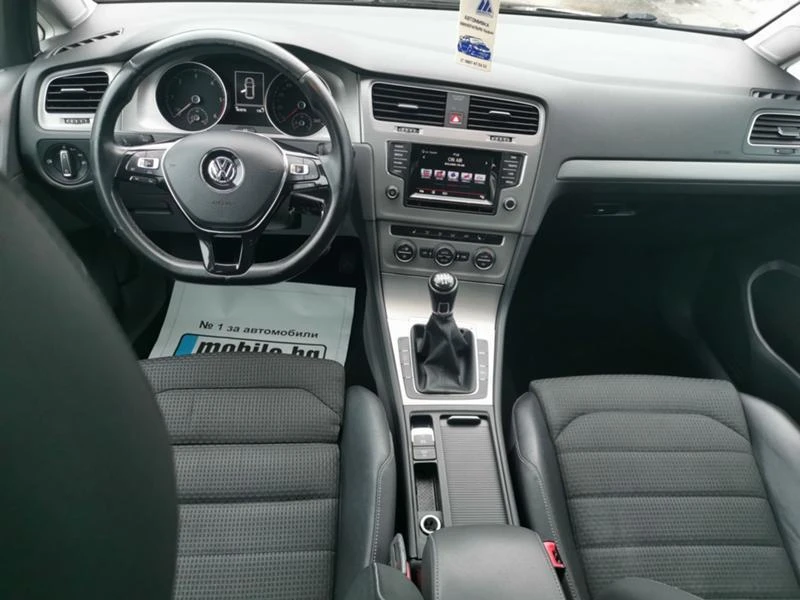 VW Golf 1.6 tdi, снимка 9 - Автомобили и джипове - 49292152