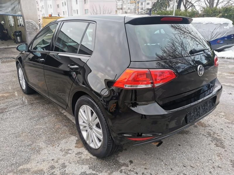 VW Golf 1.6 tdi, снимка 7 - Автомобили и джипове - 49292152