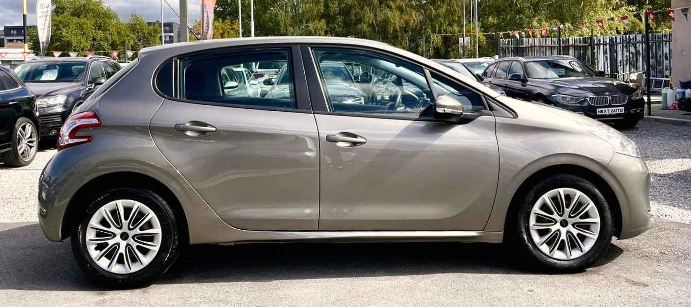 Peugeot 208 1.4i 95HP Бензин/Газ - изображение 4