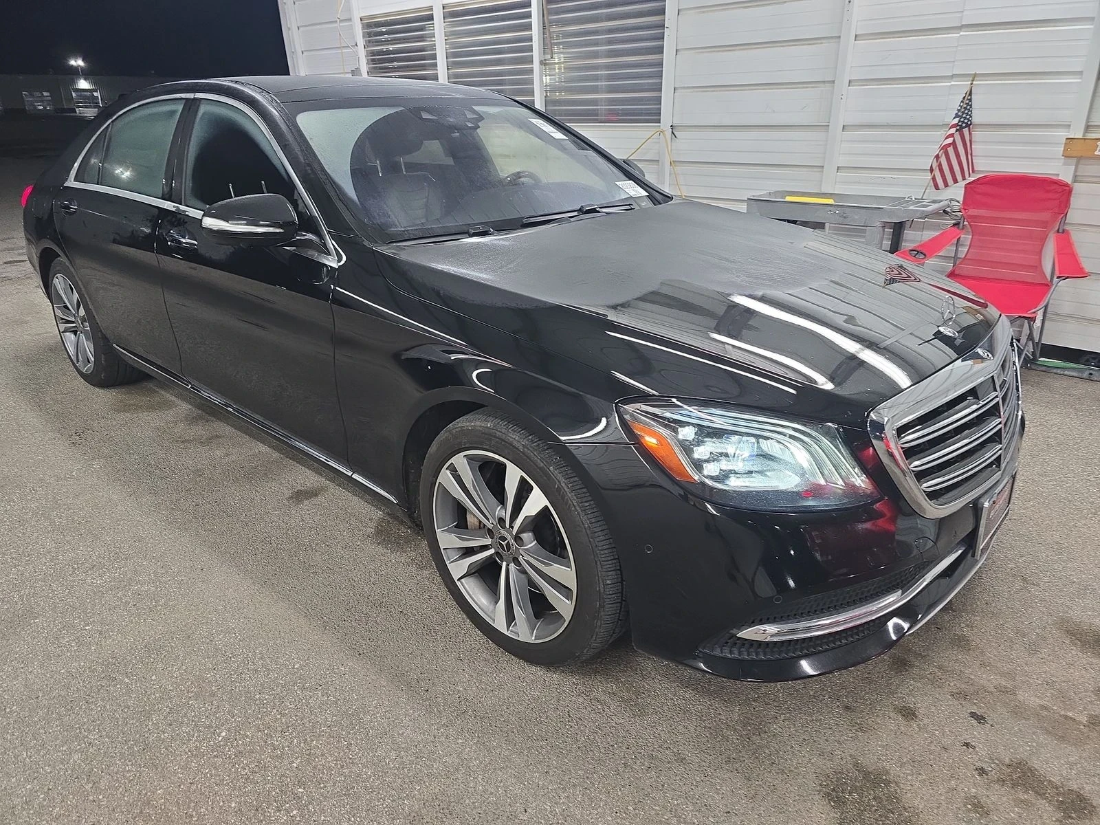 Mercedes-Benz 560  - изображение 3