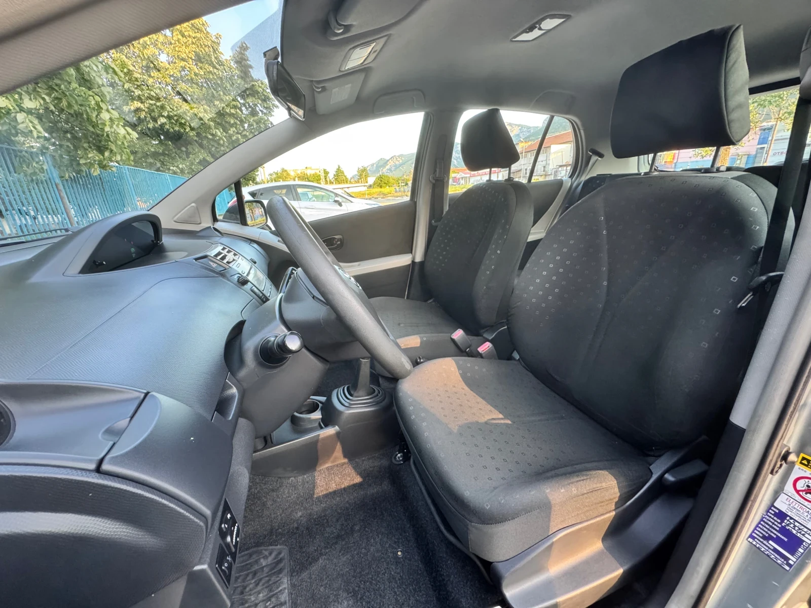 Toyota Yaris 1.0i~70hp~ITALY~КЛИМАТИК~130000км! - изображение 10